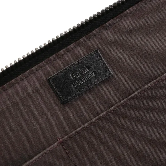 Fendi Document/Laptop Holder - Picture 8 of 11